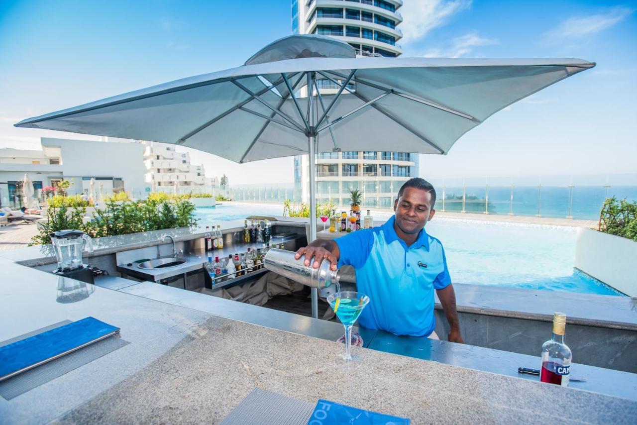 The Capital Pearls Hotel Durban Ngoại thất bức ảnh The pool at the 101 Sky Bar