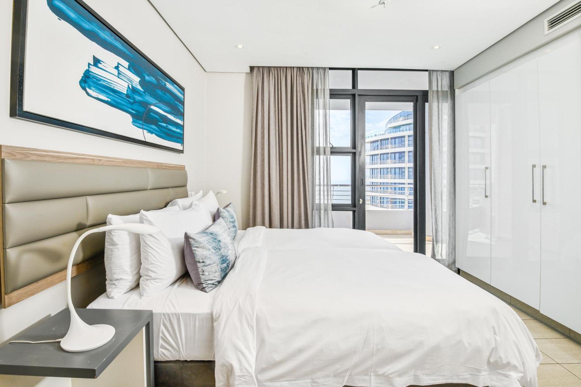 The Capital Pearls Hotel Durban Ngoại thất bức ảnh A bedroom at the hotel