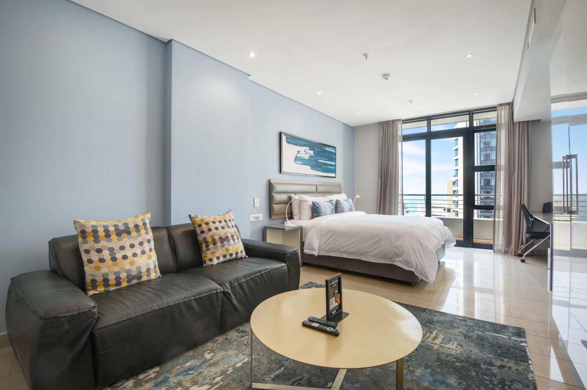 The Capital Pearls Hotel Durban Ngoại thất bức ảnh A typical studio apartment