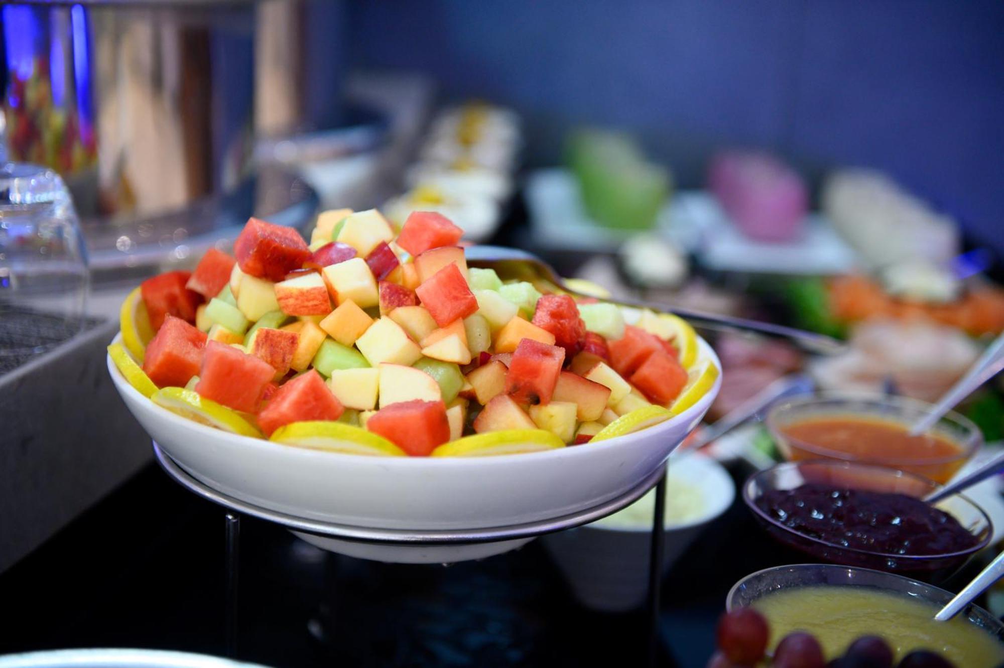 The Capital Pearls Hotel Durban Ngoại thất bức ảnh Fruit salad