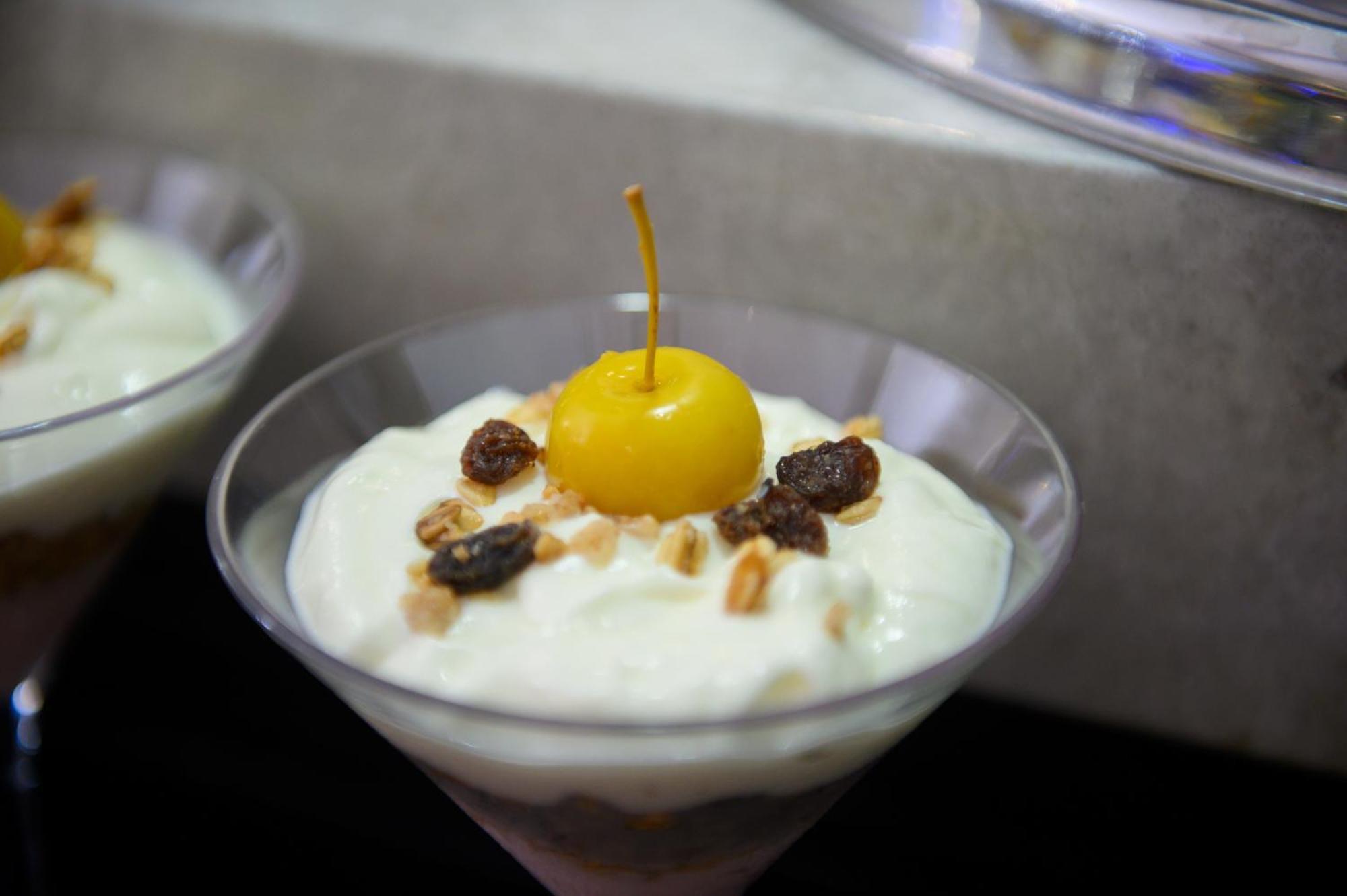 The Capital Pearls Hotel Durban Ngoại thất bức ảnh A yogurt dessert