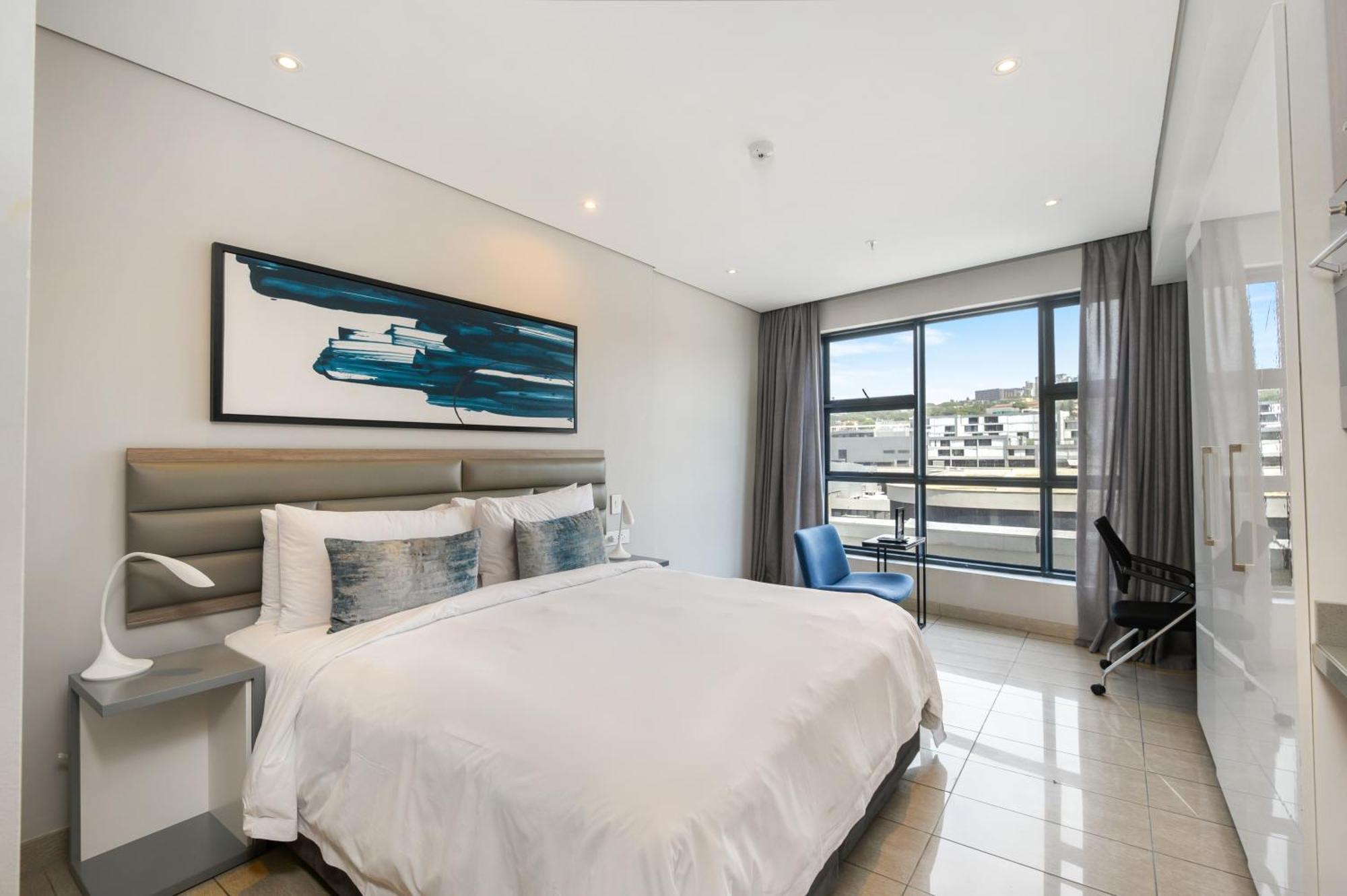 The Capital Pearls Hotel Durban Ngoại thất bức ảnh A bedroom at the hotel
